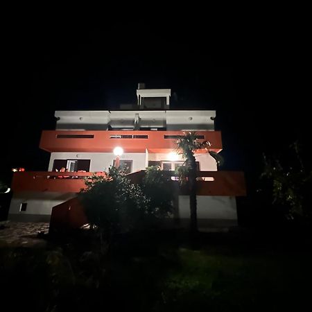 Family Apartments Tomy Punat Exterior foto